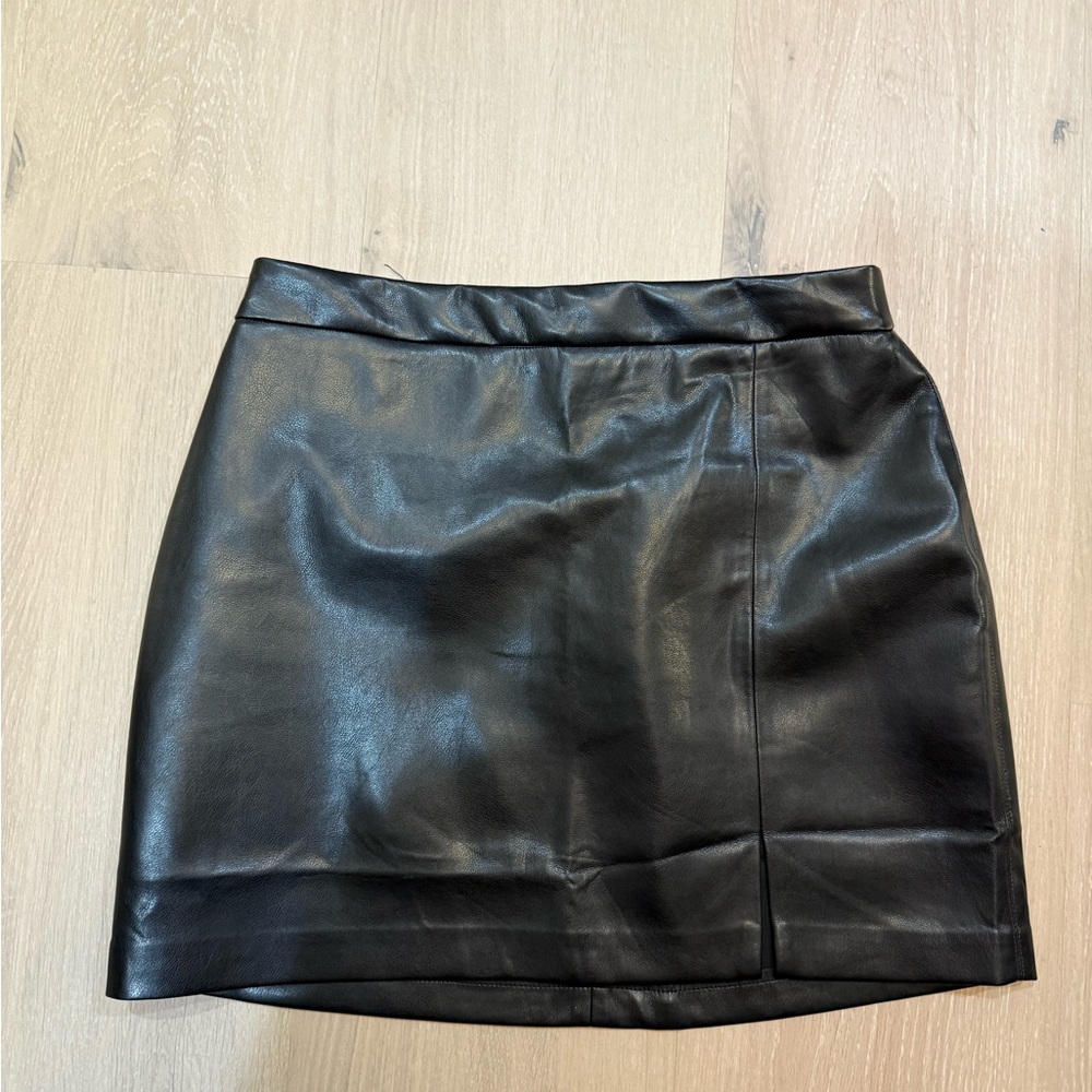 Pink Lily Black Faux Leather Mini Skirt
